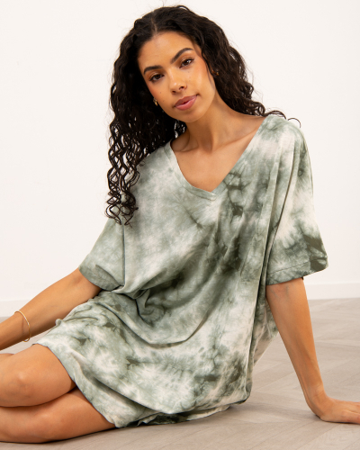 Robe tie and dye