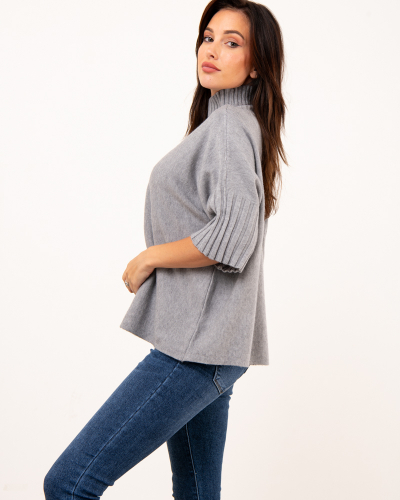 Pull manches courtes col montant