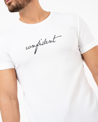 T-Shirt confident